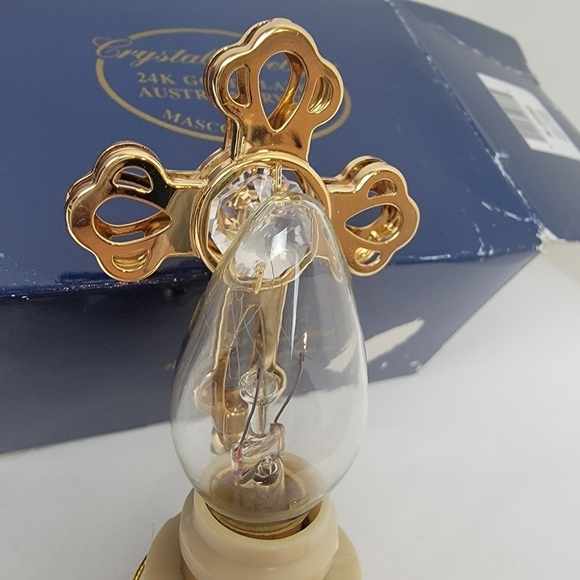 Crystal Delight 24k Gold Cross Plated Austrian Crystal Night Light - Picture 4 of 7